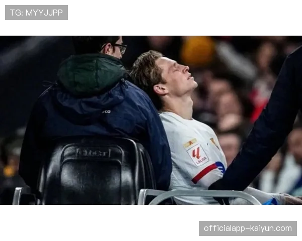 佩德里伤情无碍仅肌肉拉伤，德容恢复合练接近复出